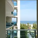 Mercure Artis