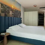 Mercure Artis 4*