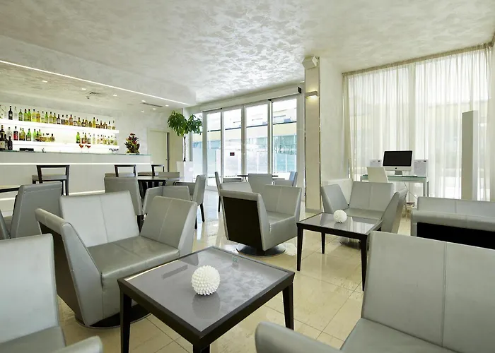 Mercure Artis فندق 4*