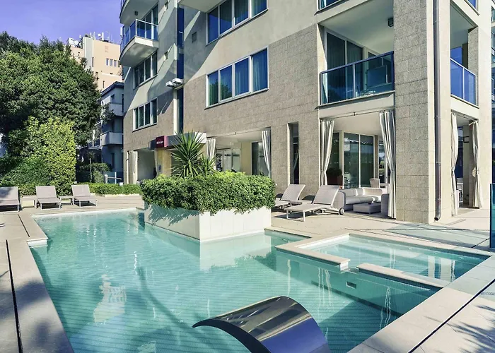 Mercure Artis 4* ريميني