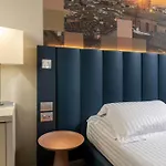 Mercure Artis Hotel 4*