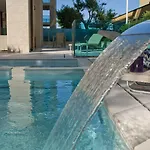 Hotel Mercure Artis 4*