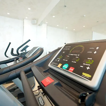 Отель Mercure Artis