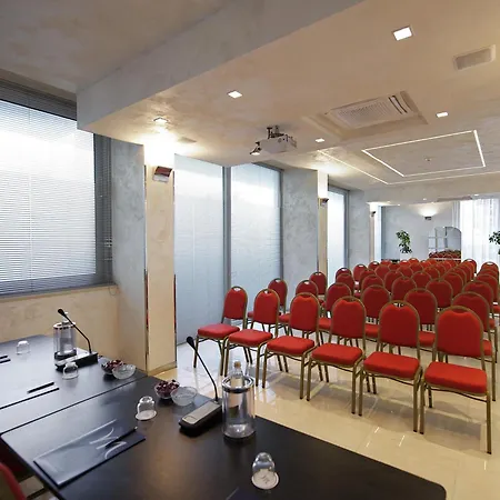 Mercure Artis Отель 4*