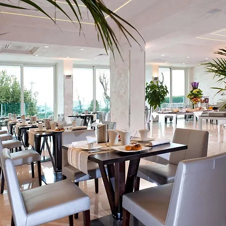 Mercure Artis 호텔 4*