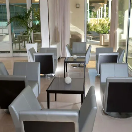Mercure Artis