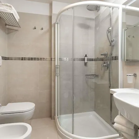 Mercure Artis 4*