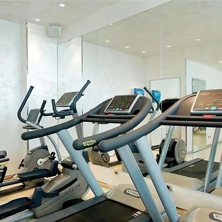 Mercure Artis فندق