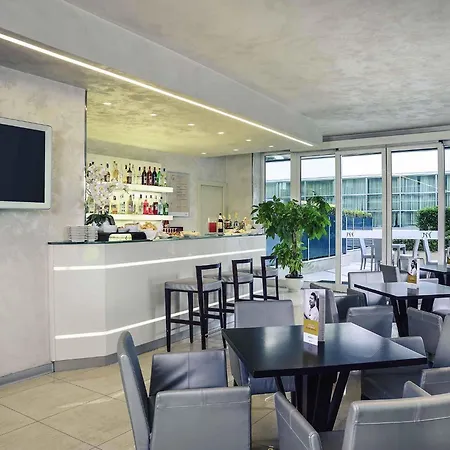 Mercure Artis
