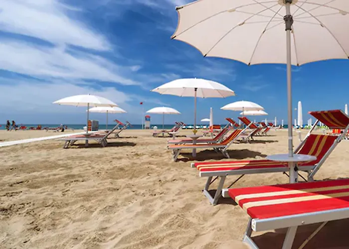 Mercure Artis 4* Римини