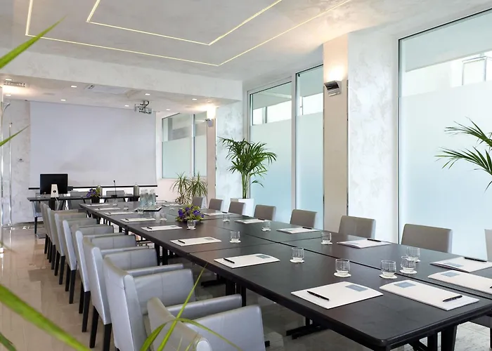 Hotel Mercure Artis 4*