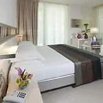Mercure Artis Szálloda 4*