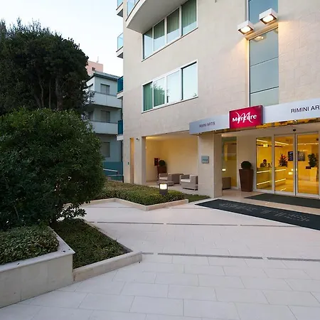 Mercure Artis ريميني