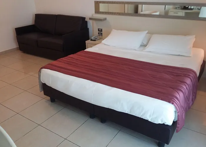 Mercure Artis Hotell 4*