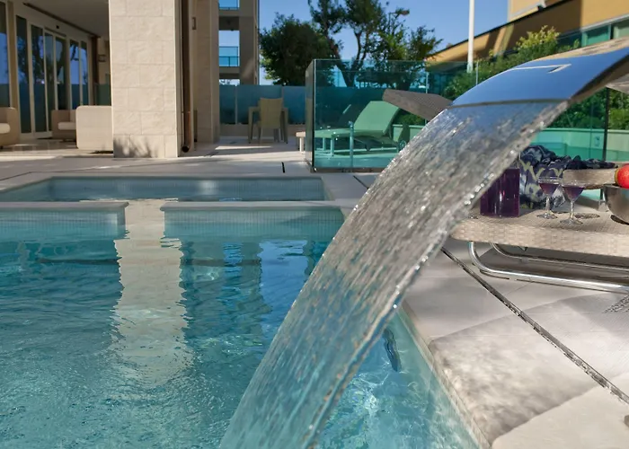 Hotell Mercure Artis 4*