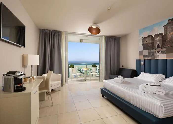 Mercure Artis Hotell 4*