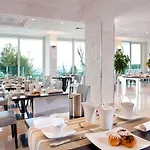 Mercure Artis 4*